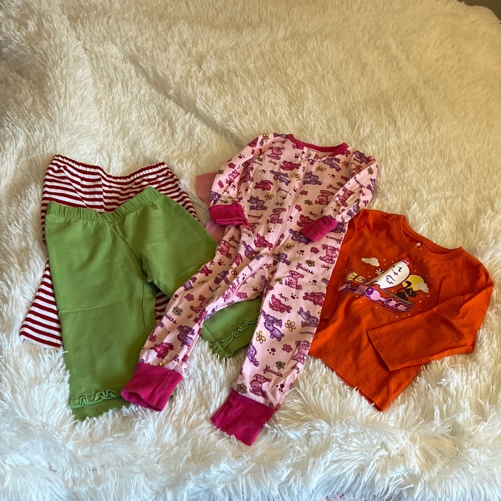 Bundle of baby girls clothes!